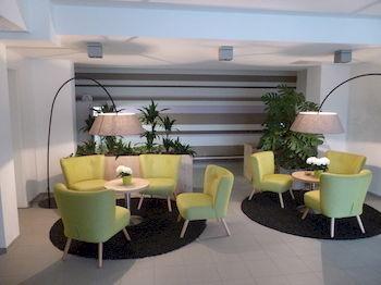 Apartahotel Adapt - Adlershof 4*
