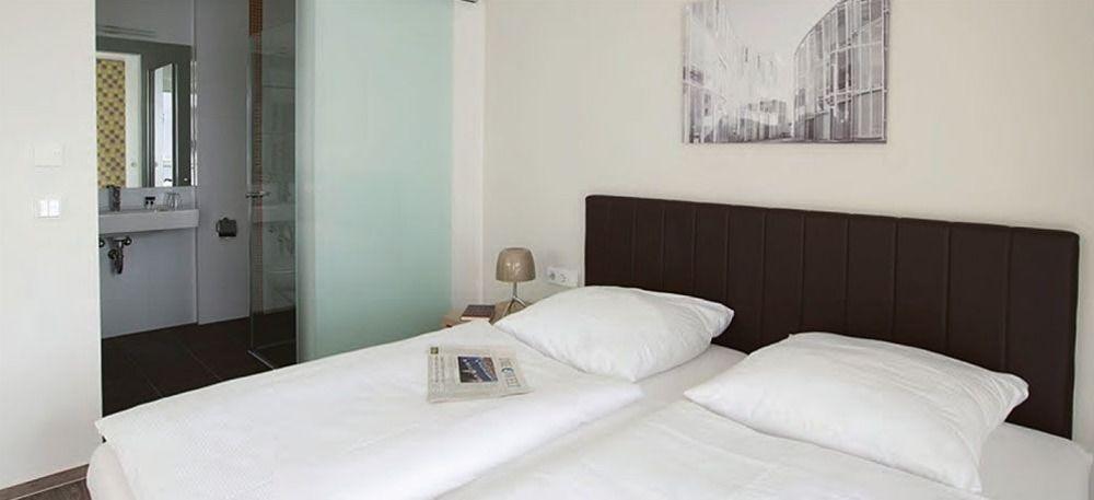Aparthotel Adapt - Adlershof Berlino